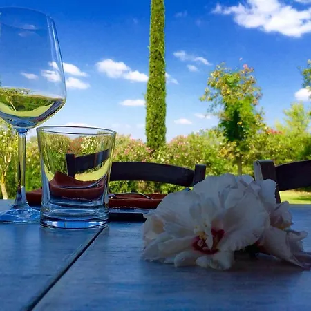 Agriturismo Pian Dei Pini Монтияно