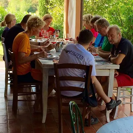 Agriturismo Pian Dei Pini * Монтияно